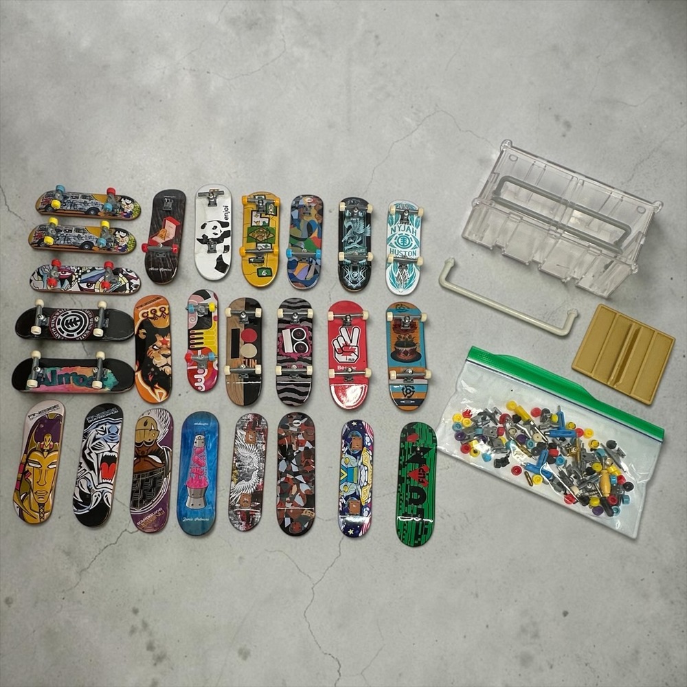 Tech Deck Fingerboard Lot 20+ Decks Accessories Case Multicolor Mixed